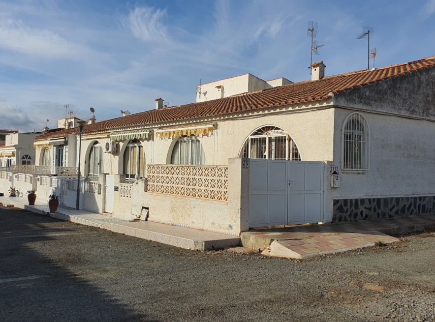 Propiedad vendida - Bungalow en venta - Torrevieja - San Luis