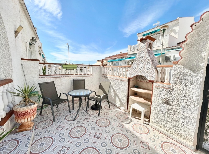 Propiedad vendida - Casa adosada en venta - Torrevieja - La Siesta