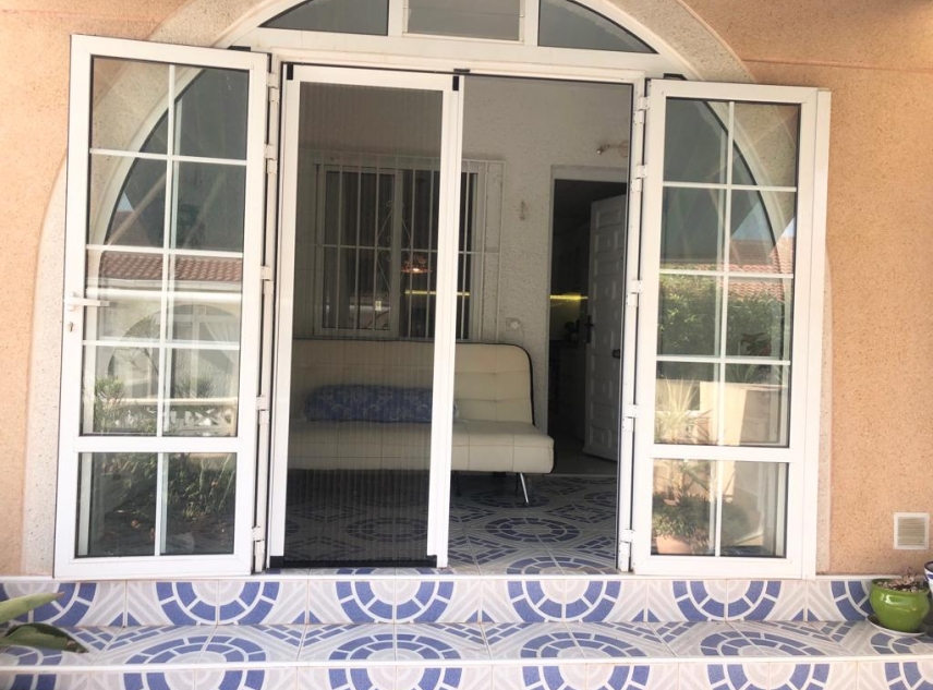 Propiedad vendida - Casa adosada en venta - Torrevieja - La Siesta