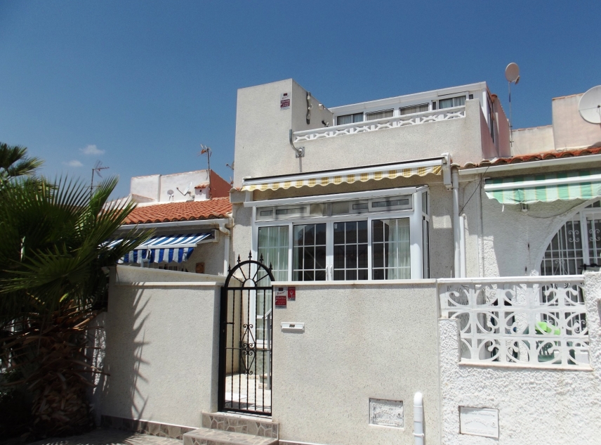 Propiedad vendida - Casa adosada en venta - Torrevieja - San Luis