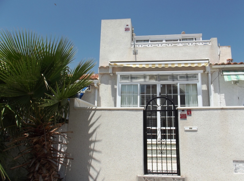 Propiedad vendida - Casa adosada en venta - Torrevieja - San Luis