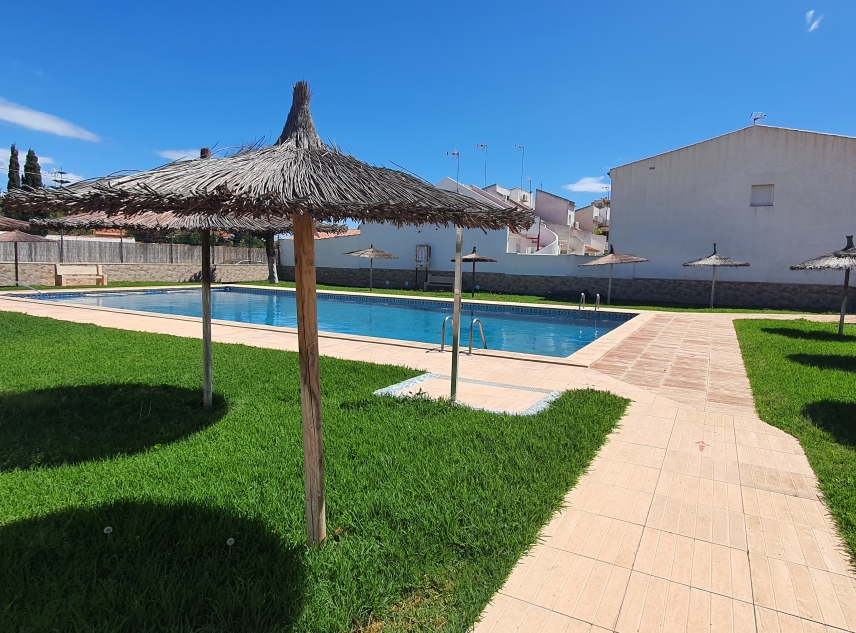 Propiedad vendida - Casa adosada en venta - Torrevieja - Torrevieja Town Centre
