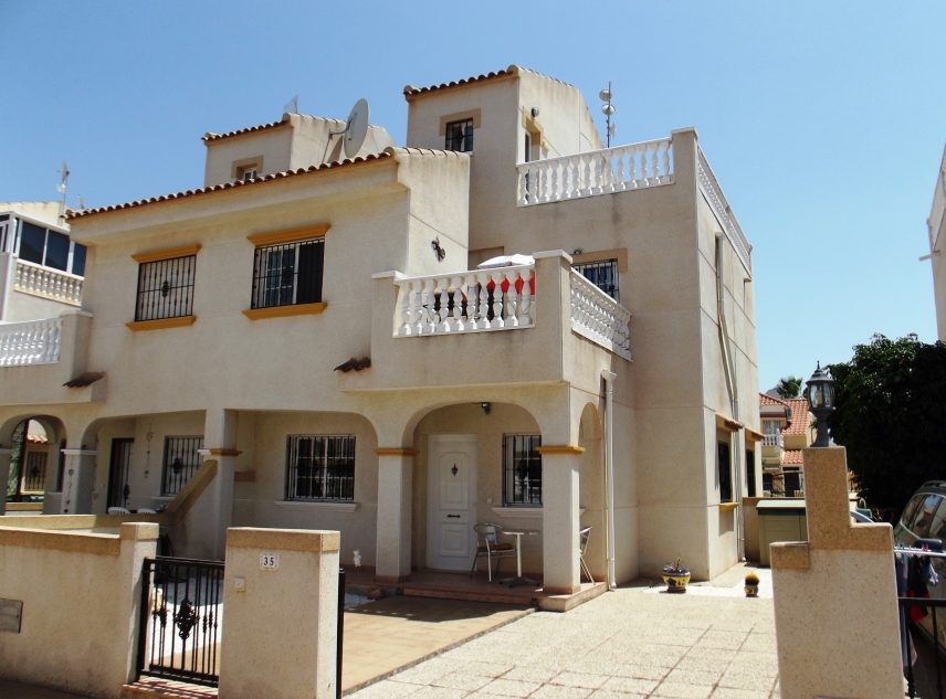 Propiedad vendida - Townhouse for sale - Torrevieja - La Torreta