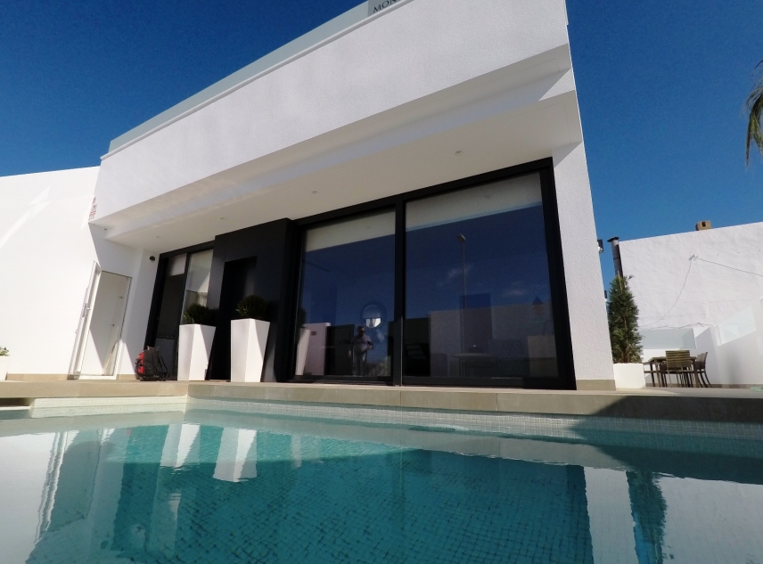 Propiedad vendida - Villa en venta - Pilar de la Horadada