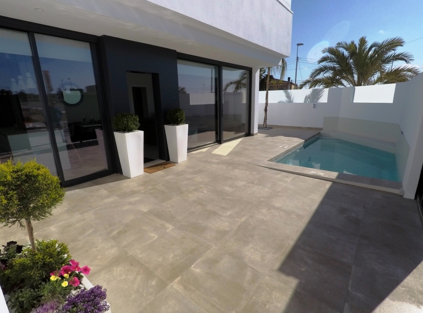 Propiedad vendida - Villa en venta - Pilar de la Horadada