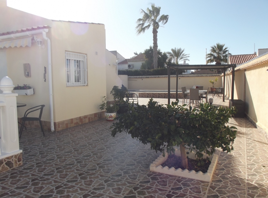 Propiedad vendida - Villa en venta - Torrevieja - El Chaparral