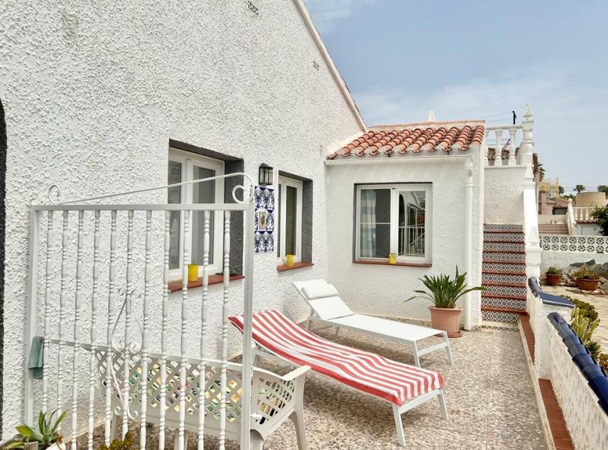 Propiedad vendida - Villa en venta - Torrevieja - El Chaparral