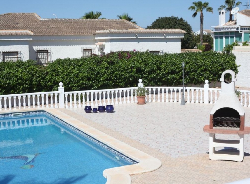 Propiedad vendida - Villa en venta - Torrevieja - San Luis