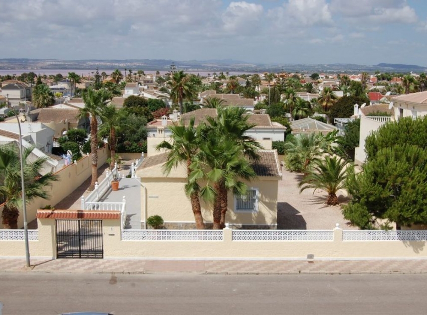 Propiedad vendida - Villa en venta - Torrevieja - San Luis