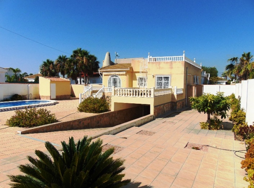 Propiedad vendida - Villa en venta - Torrevieja - San Luis