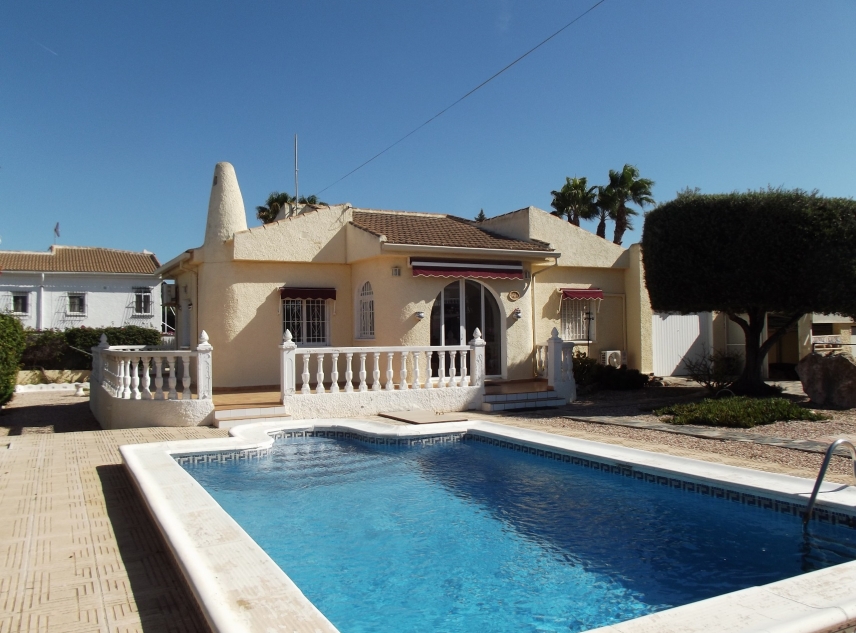 Propiedad vendida - Villa en venta - Torrevieja - San Luis