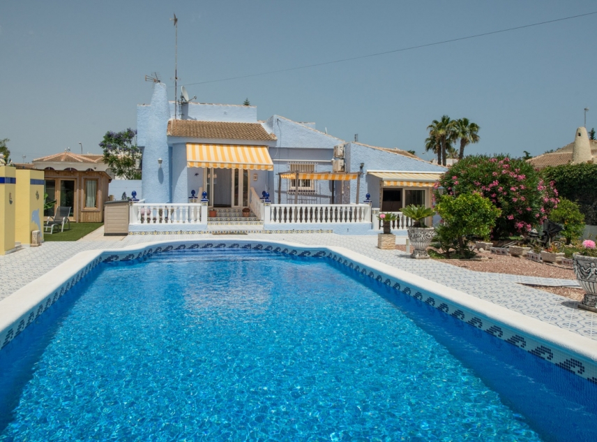Propiedad vendida - Villa en venta - Torrevieja - San Luis