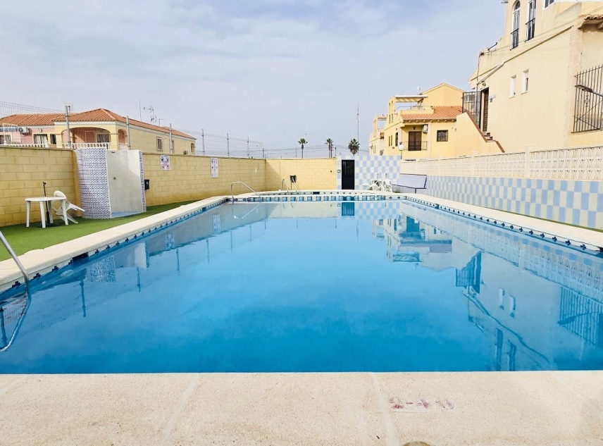 Propriété à vendre - Bungalow à vendre - Torrevieja - El Chaparral