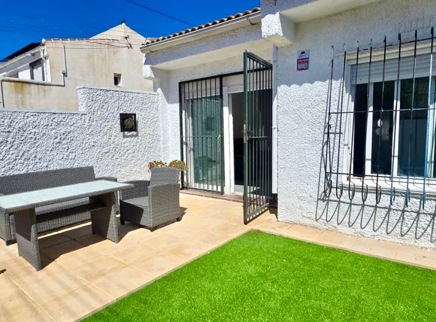 Propriété à vendre - Bungalow à vendre - Torrevieja - El Limonar