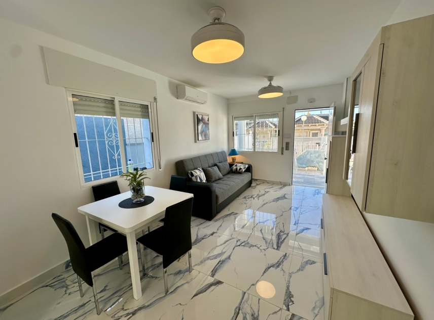 Propriété à vendre - Bungalow à vendre - Torrevieja - La Siesta