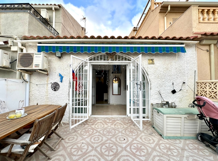 Propriété à vendre - Bungalow à vendre - Torrevieja - La Siesta
