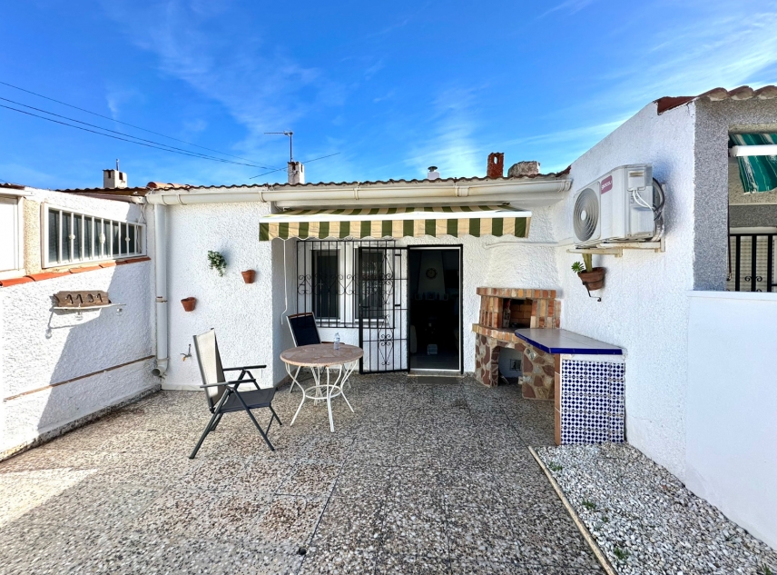 Propriété à vendre - Bungalow à vendre - Torrevieja - La Torreta
