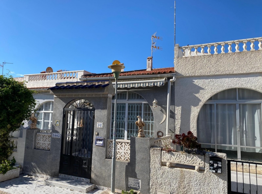 Propriété à vendre - Bungalow à vendre - Torrevieja - San Luis