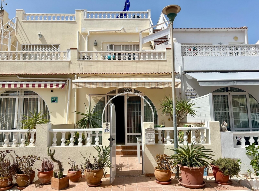Propriété à vendre - Maison de ville à vendre - Torrevieja - La Siesta
