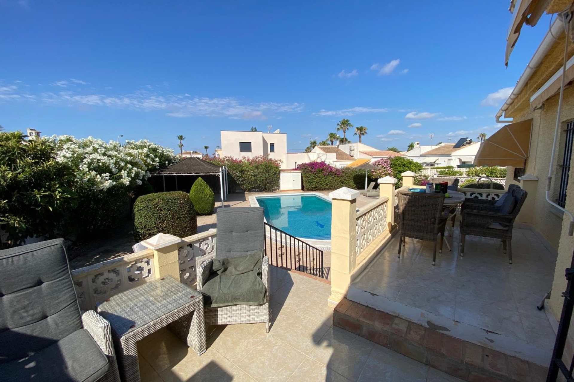 Propriété à vendre - Villa for sale - Torrevieja - El Chaparral