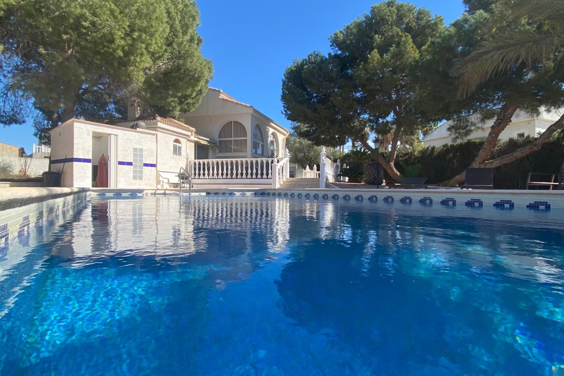 Propriété à vendre - Villa for sale - Torrevieja - El Chaparral