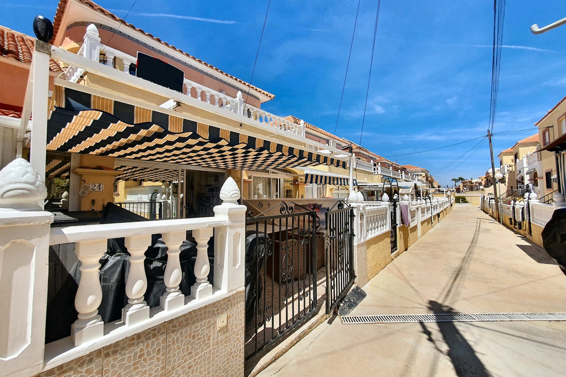 Propriété en attente - Townhouse for sale - Torrevieja - El Chaparral