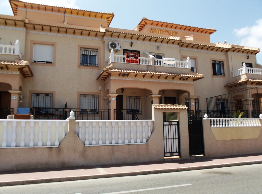 Propriété en attente - Townhouse for sale - Torrevieja - El Limonar