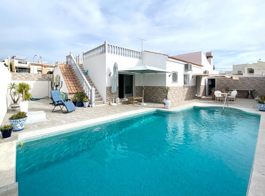 Propriété en attente - Villa for sale - Torrevieja - El Chaparral