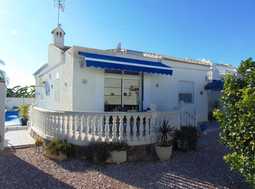 Propriété en attente - Villa for sale - Torrevieja - La Siesta