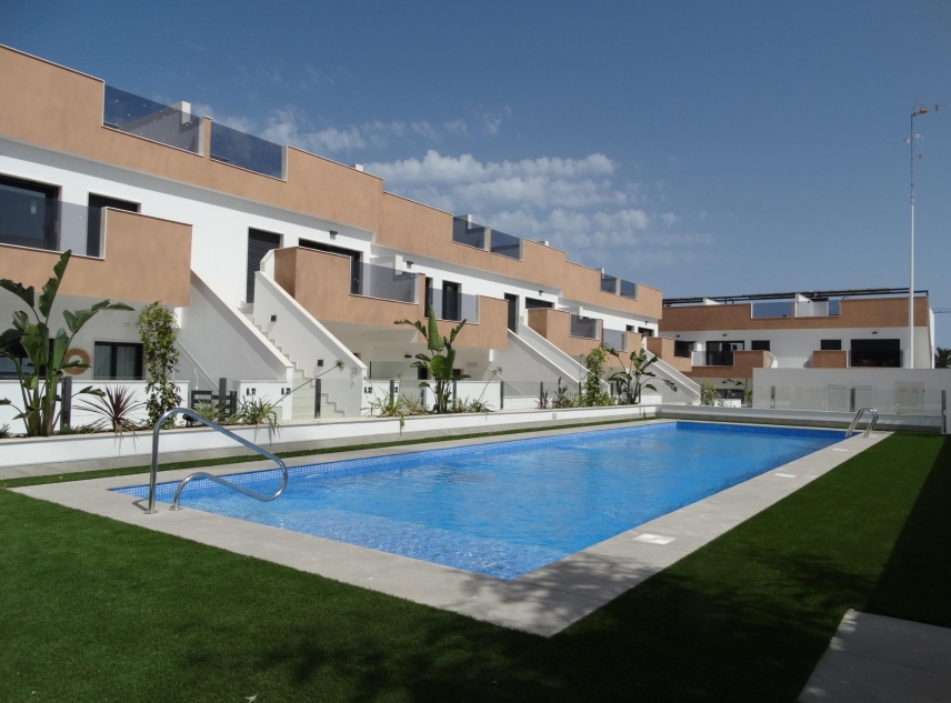 Propriété neuve à vendre - Bungalow à vendre - Pilar de la Horadada - pueblo