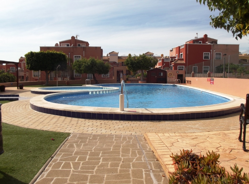Propriété vendue - Maison de ville à vendre - Los Montesinos - La Herrada