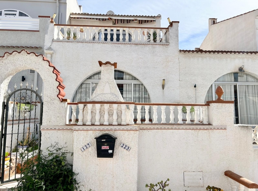 Propriété vendue - Maison de ville à vendre - Torrevieja - La Siesta