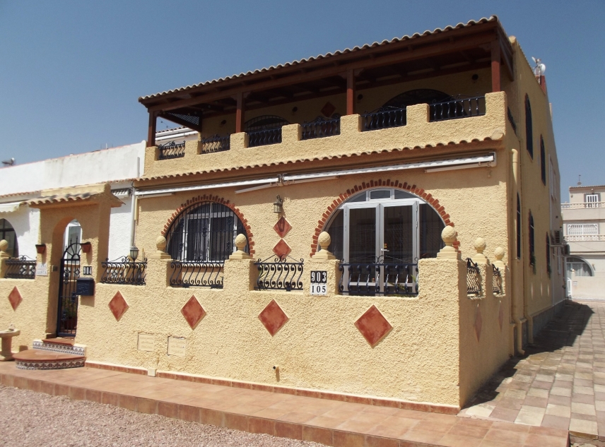 Propriété vendue - Maison de ville à vendre - Torrevieja - La Siesta