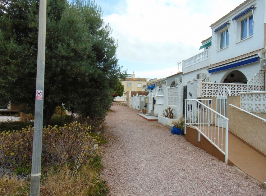 Propriété vendue - Maison de ville à vendre - Torrevieja - La Siesta