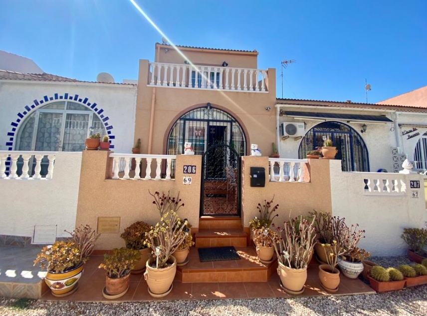 Propriété vendue - Maison de ville à vendre - Torrevieja - La Siesta