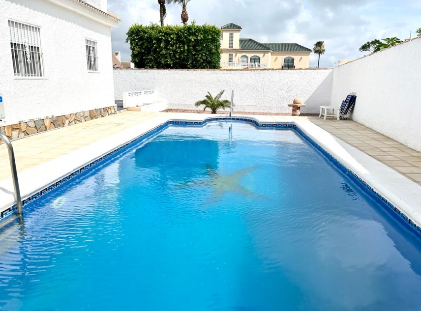 Propriété vendue - Villa à vendre - Torrevieja - La Siesta