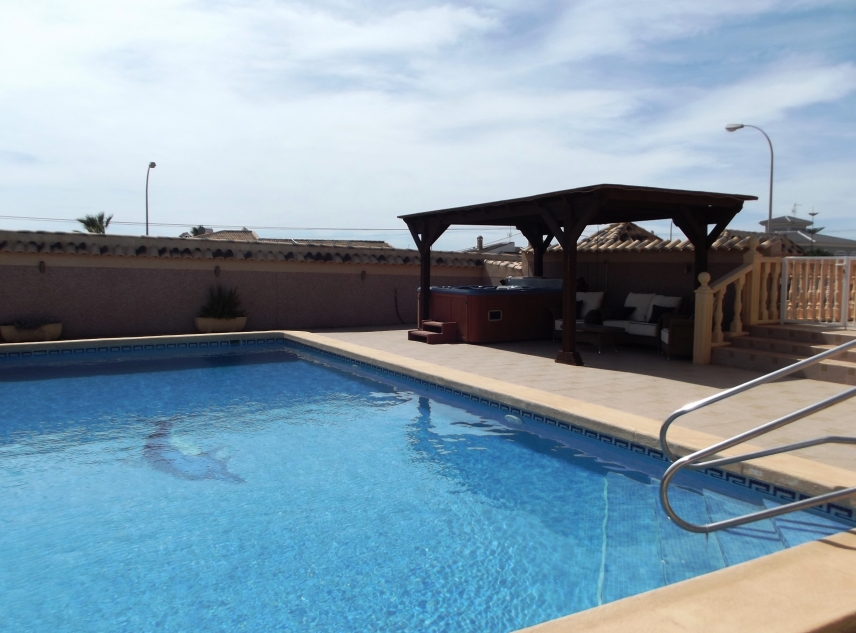 Propriété vendue - Villa à vendre - Torrevieja - San Luis