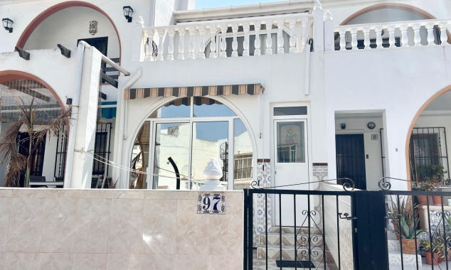 Rijtjeshuis te koop - Te koop aangeboden onroerend goed - Torrevieja - El Chaparral