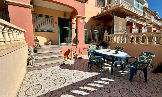 Rijtjeshuis te koop - Te koop aangeboden onroerend goed - Torrevieja - El Salado