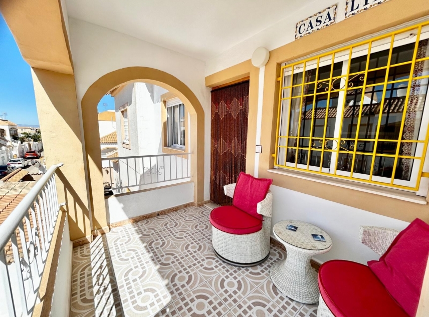 Te koop aangeboden onroerend goed - Bungalow te koop - Torrevieja - Altos del Limonar