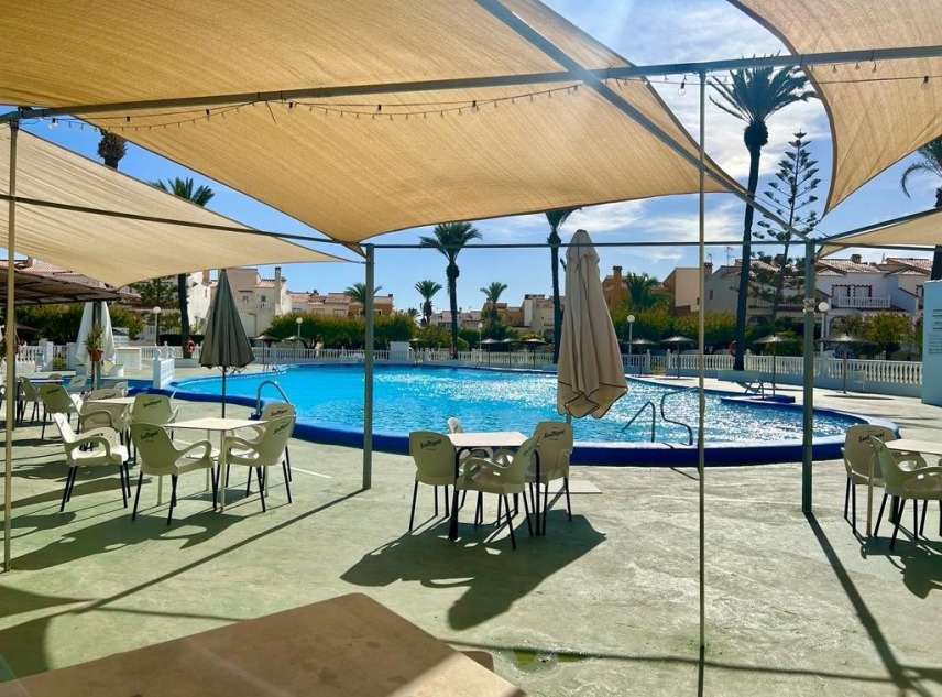 Te koop aangeboden onroerend goed - Bungalow te koop - Torrevieja - La Torreta