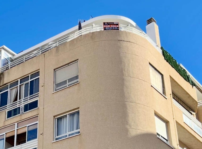 Te koop aangeboden onroerend goed - Penthouse - Torrevieja - Torrevieja Town Centre