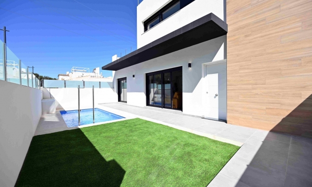 Townhouse for sale - New Property for sale - Orihuela Costa - Las Filipinas