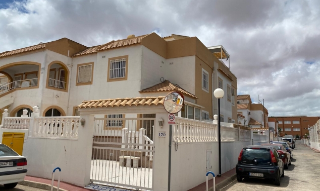 Townhouse for sale - Property for sale - Torrevieja - Altos del Limonar