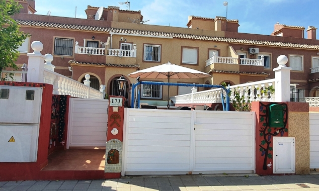 Townhouse for sale - Propiedad en venta - Balsicas - 3621AB
