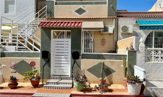 Townhouse for sale - Propiedad en venta - Torrevieja - La Siesta