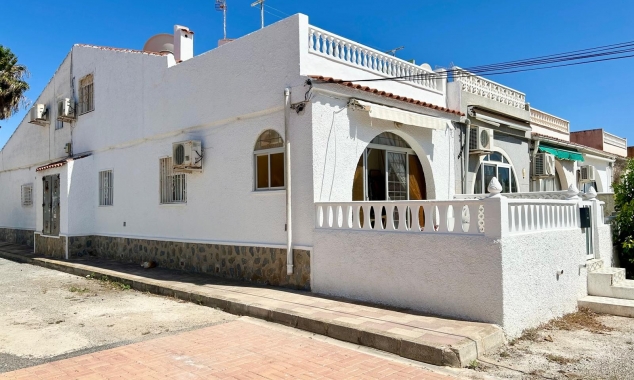 Townhouse for sale - Propriété à vendre - Torrevieja - San Luis
