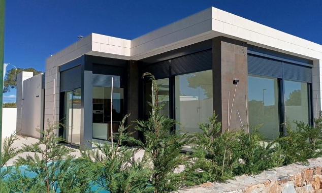Villa à vendre - Propriété neuve à vendre - Pilar de la Horadada - Lo Romero Golf Course