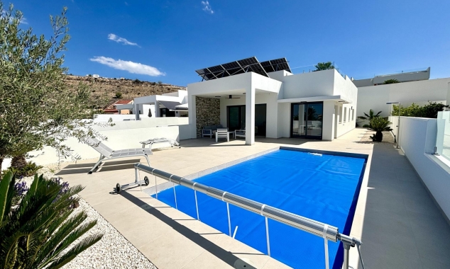 Villa en venta - Nueva propiedad en venta - Ciudad Quesada - NB-82239