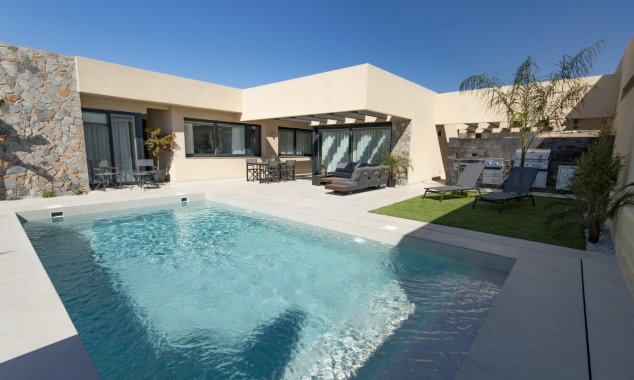 Villa for sale - New Property for sale - Banos y Mendigo - Altaona Golf And Country Village